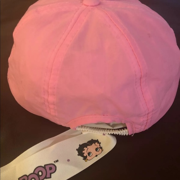 Betty Boop Vtg 1992 MGM Grand Las Vegas Stretch Pink Nylon Hat Cap Ribbon